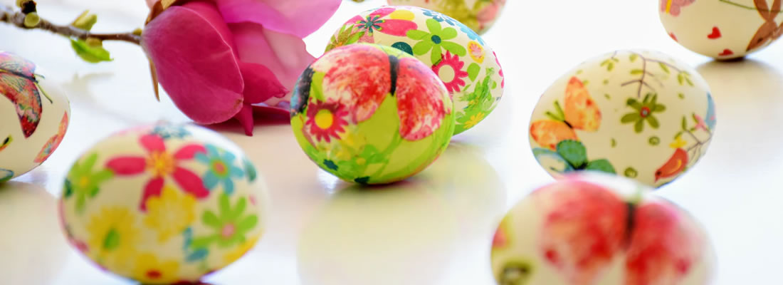 easter opening hours